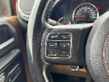 2011 Jeep WRANGLER UNLIMITED 4WD Sahara | No Accident | One Owne - Photo 13