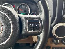 2011 Jeep WRANGLER UNLIMITED 4WD Sahara | No Accident | One Owne - Photo 14