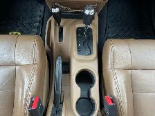 2011 Jeep WRANGLER UNLIMITED 4WD Sahara | No Accident | One Owne - Photo 27
