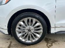 2024 Ford Edge Titanium AWD | Low KM | Command Start - Photo 10