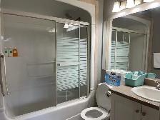 4-Bedroom Semi-detached House in Clayton Park Available August 1 - Photo 6