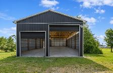 9-Acre Storage, Land & Horse Facility Rental – Niagara Falls