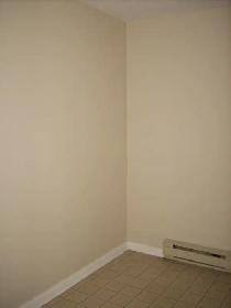 Central Downtown 3rd Floor 1 Bedroom Available August 1st - Photo 3