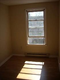 Central Downtown 3rd Floor 1 Bedroom Available August 1st - Photo 6
