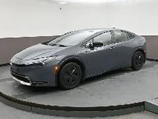 2025 Toyota Prius SE PLUG-IN HYBRID FUEL SIPPING AND STYLISH! - Photo 3