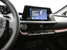2025 Toyota Prius SE PLUG-IN HYBRID FUEL SIPPING AND STYLISH! - Photo 16