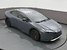 2025 Toyota Prius SE PLUG-IN HYBRID FUEL SIPPING AND STYLISH! - Photo 42