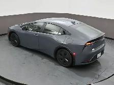 2025 Toyota Prius SE PLUG-IN HYBRID FUEL SIPPING AND STYLISH! - Photo 46