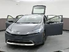 2025 Toyota Prius SE PLUG-IN HYBRID FUEL SIPPING AND STYLISH! - Photo 52