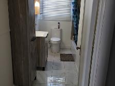 Magnifique 8 ½ rénové avec Internet inclus DISPONIBLE - Photo 5