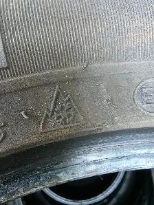 TIRES LIKE NEW WINGUARD WINTER 205/55R16 ASKING 200$ - Photo 4