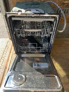 Samsung Dishwasher For Sale!! - Photo 2