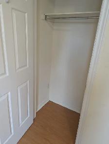 Female, 3rd flr furnished Rooms Parking @York University Village - Photo 4