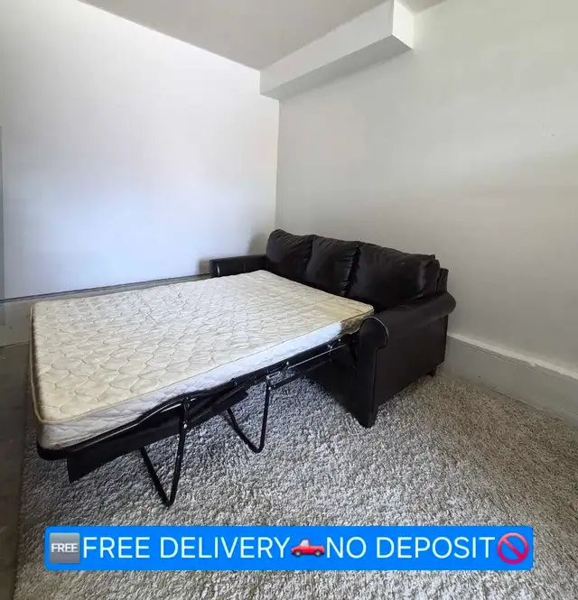 FREE DELIVERY 3 Seater Leather Pullout Sofabed Sofa / Couch