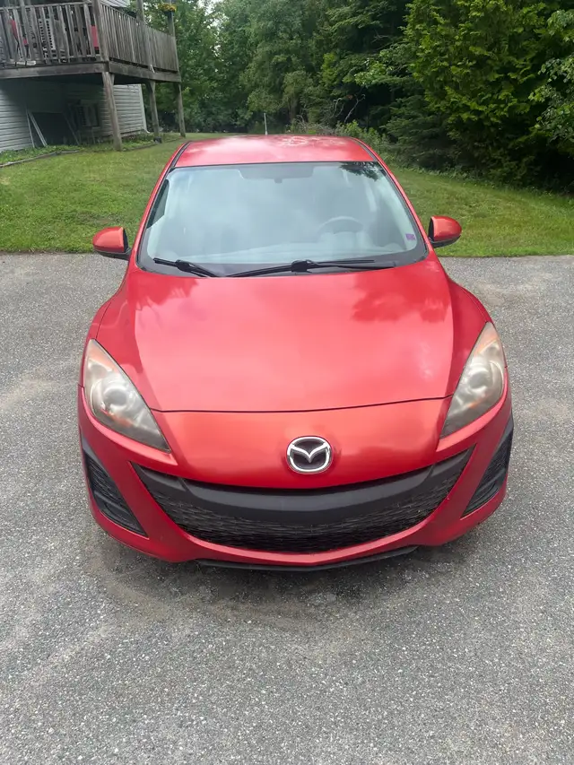 2011 MAZDA 3 AS IS! (DEAD BATTERY)