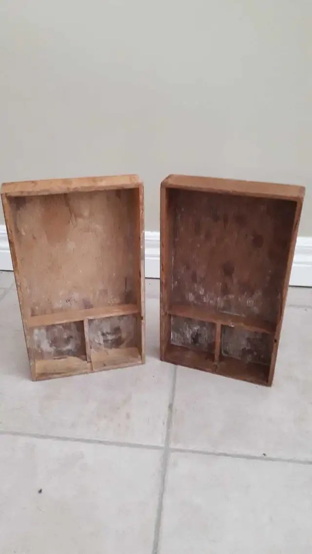 VINTAGE WOOD TRAYS