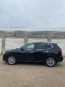 2018 Nissan Rogue SV AWD - Photo 2