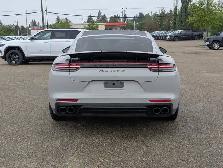 2019 Porsche Panamera GTS - Photo 5