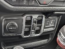 2025 Jeep Wrangler Sport - Photo 29