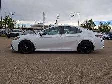 2021 Toyota Camry XSE - Photo 3