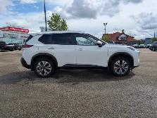 2023 Nissan Rogue SV Moonroof - Photo 8