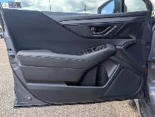 2022 Subaru Outback Convenience - Photo 17