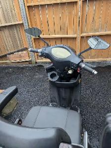 2 Triporteurs à vendre en très bonne condition et bien équipés. - Photo 4