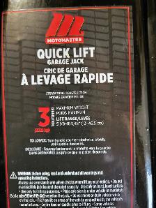 3 Ton Floor Jack - Photo 2