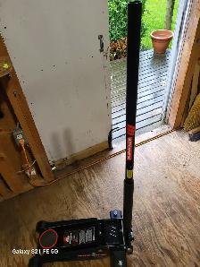 3 Ton Floor Jack - Photo 5