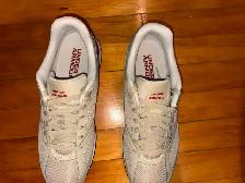 Chaussures Hommes Under Armour – Neuves – Tailles US 12 et 13 - Photo 4