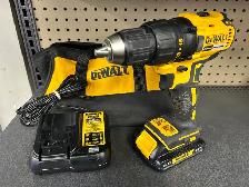 Dewalt DCD777 20V Brushless Drill Kit