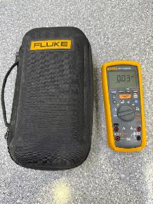 Fluke 1587 FC Insulation Multimeter