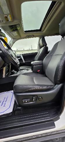 2018 Toyota 4Runner SR5 4WD /NAV/LOADED/LOW KM/LOCAL! - Photo 19