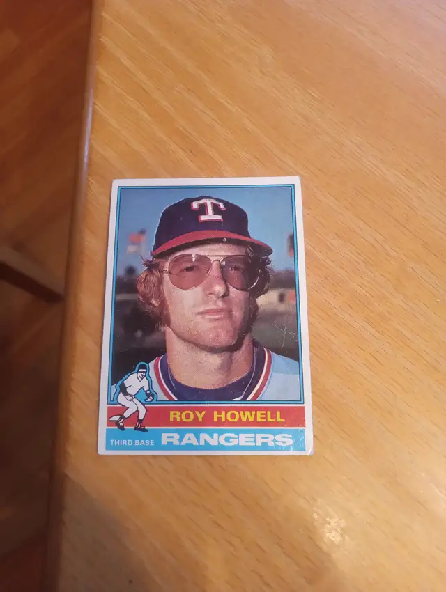 Carte Baseball Topps 1976 Roy Howell ROOKIE (200626-347)