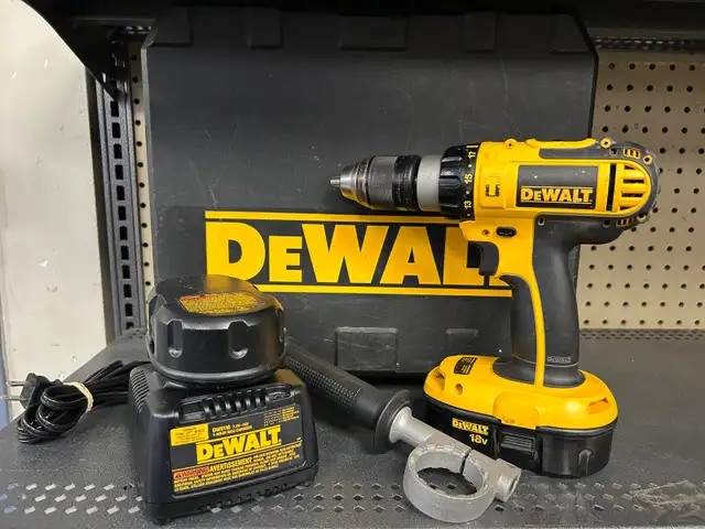 Dewalt DC725 1/2" Hammerdrill Kit