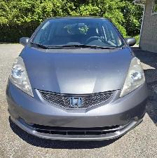 2013 Honda Fit LX - 5 SPEED MANUAL - ONLY 131,000 KMS! - Photo 2