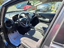 2013 Honda Fit LX - 5 SPEED MANUAL - ONLY 131,000 KMS! - Photo 8