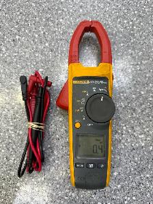 Fluke 376 True RMS Clamp Meter