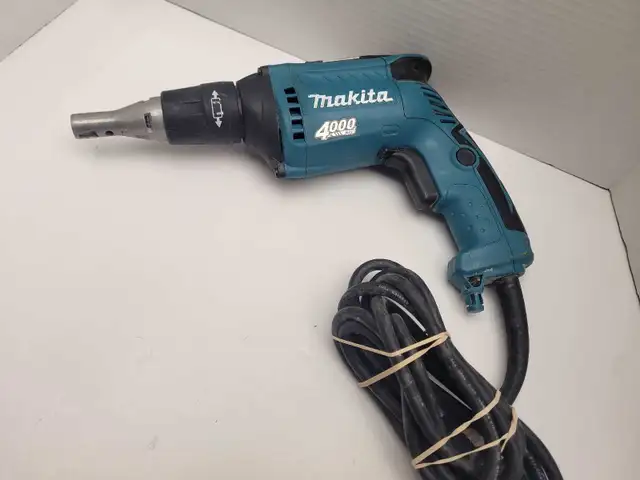 Makita FS4000 Drywall Screwgun