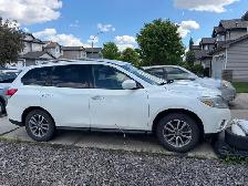 2015 Nissan Pathfinder S - Photo 2