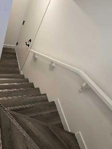 1 bedroom 1 bathroom legal suite for rent - Photo 2