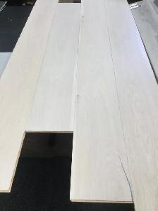 1762 sq ft Kentwood, eng. Hardwood, Timberline Sale $4.00 sq - Photo 4