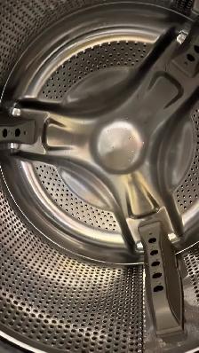 27" LG Ultra Capacity Washer&Dryer Set - Photo 5