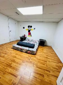 Room available for girls