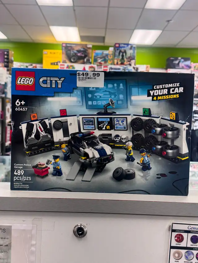 Lego City Custom Police Car Garage 60457 - BRAND NEW
