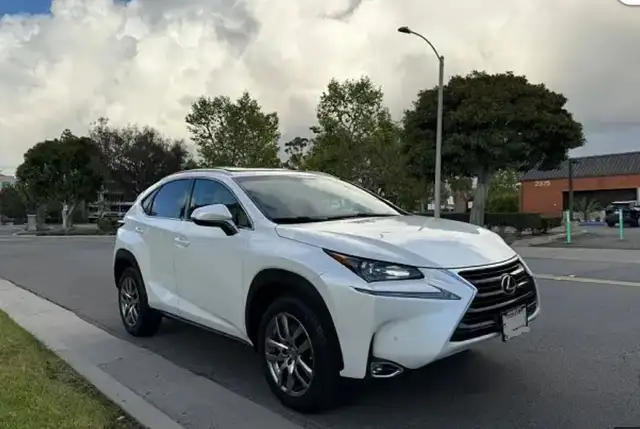2015 Lexus NX200T Luxury Edition AWD Certified