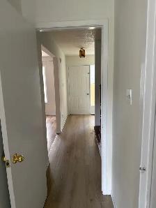 SPACIOUS THREE BEDROOM TOWNHOME IN WESTMOUNT - Photo 3