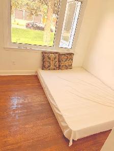 Room for Rent - Photo 5