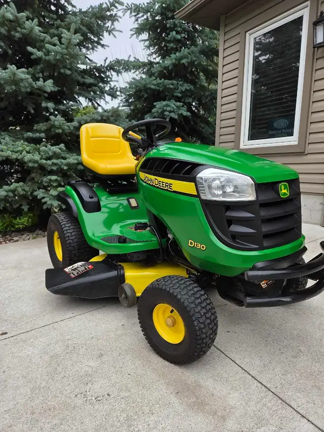 john deere d130 lawn tractor