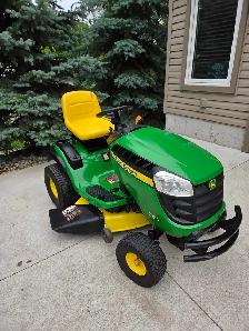 john deere d130 lawn tractor - Photo 2